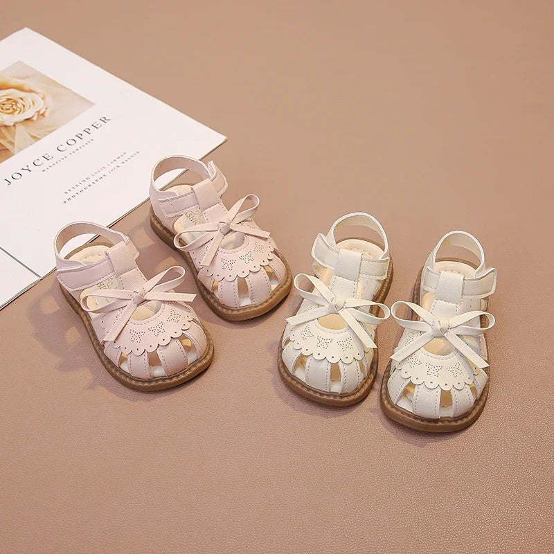Baby Girls Beach Shoes Soft Sole for Kids Sandals T-strap Versatile 2025 Summer New Baby Walking Shoes Non-slip Sweet Size 15-26
