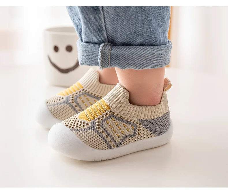 Baby Shoes Anti-slip Breathable Infant Crib Floor Socks with Rubber Sole for Children Boys Mesh Shoes Soft Bottom Baby Girl 아기신발