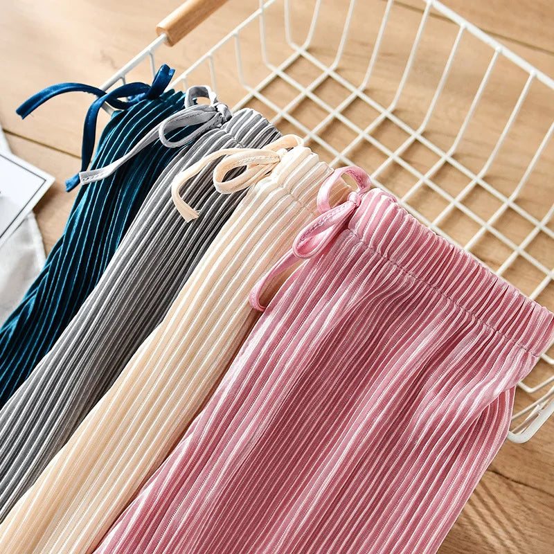 2025 New Girls' Pleated Wide-Leg Pants, Chiffon Ice Silk 9/10 Trousers, Loose Casual & Stylish Summer Wear，For Daily Wear.