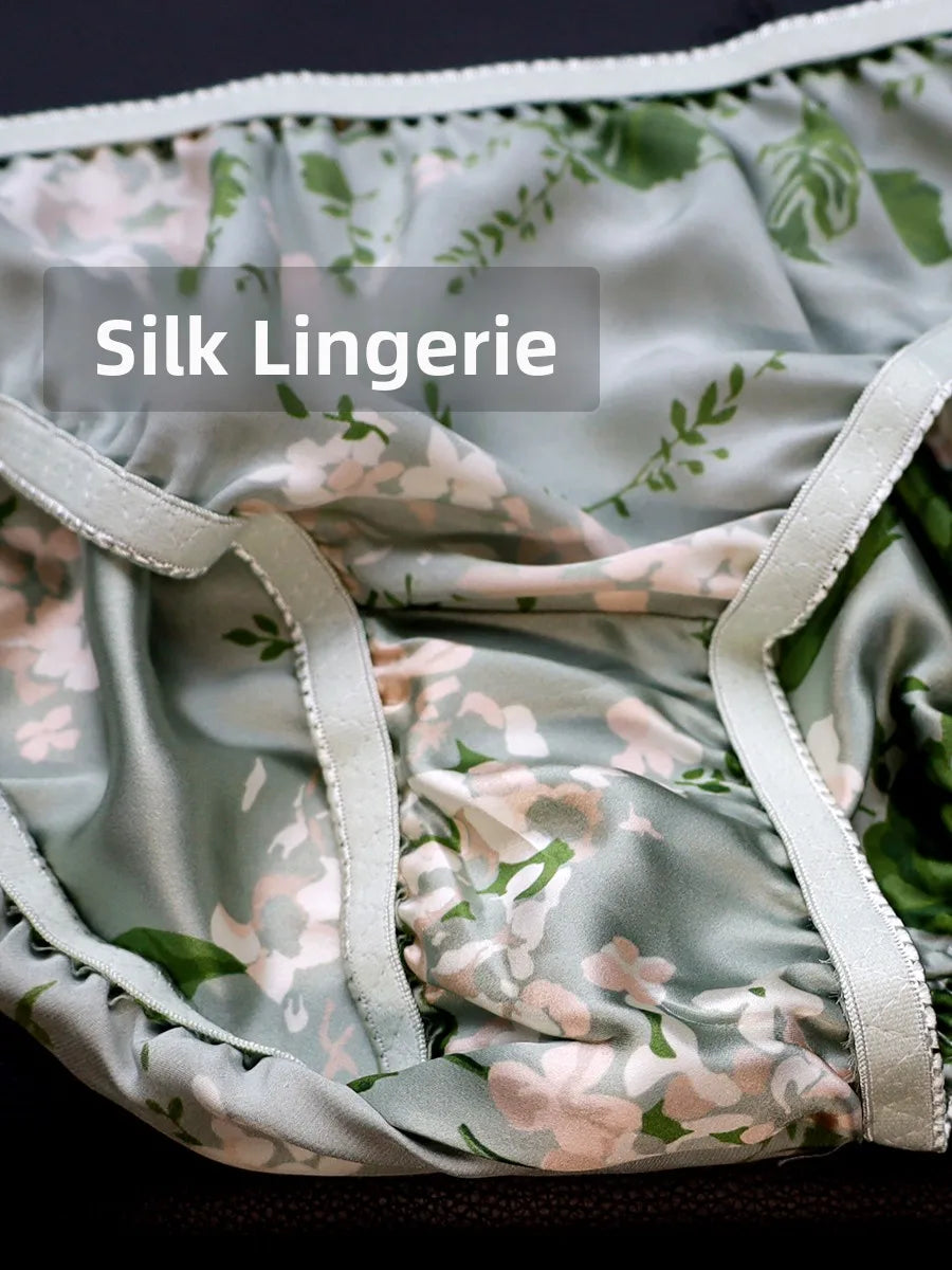Silk Underwear Women's Large Size XXL e Breathable Antibacterial Low Waist Comfortable Innerwear Daily Use Cartoon Pat...