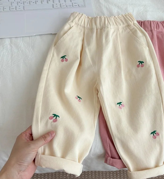 Girls pants Spring and Autumn new Western Children's baby beige casual pants Cotton girls  trousers Fashion