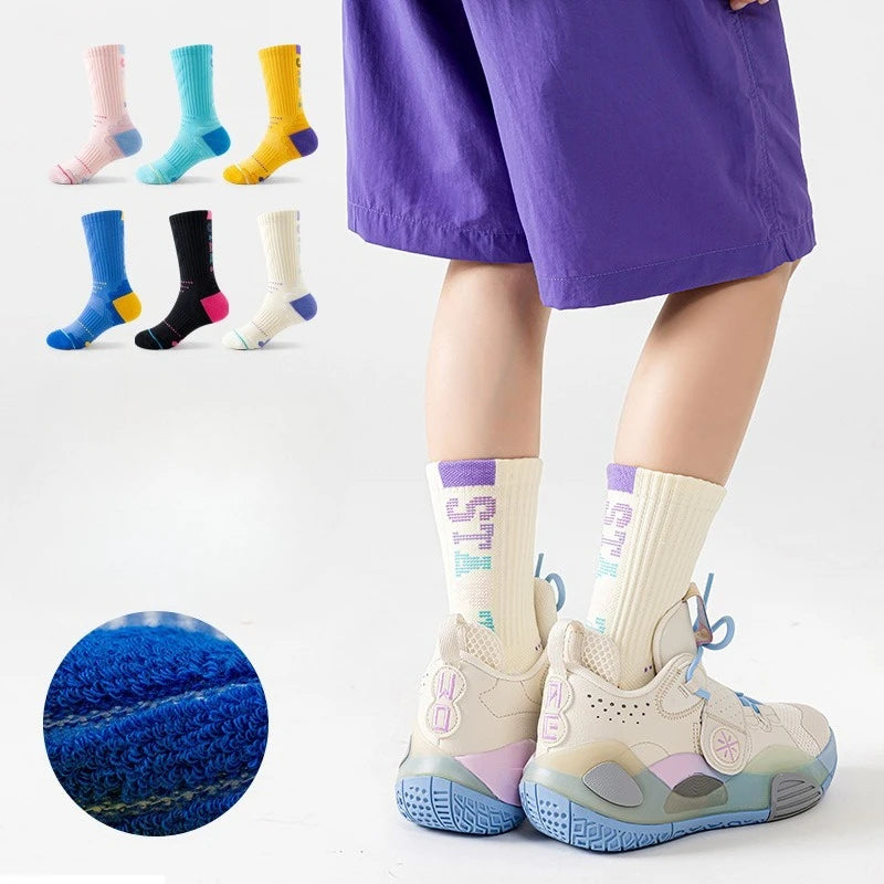 Professional Children's Sports Socks Boys Basketball Socks Outdoor Football Sock Hiking Sports Socks for Girls 5-14 Years