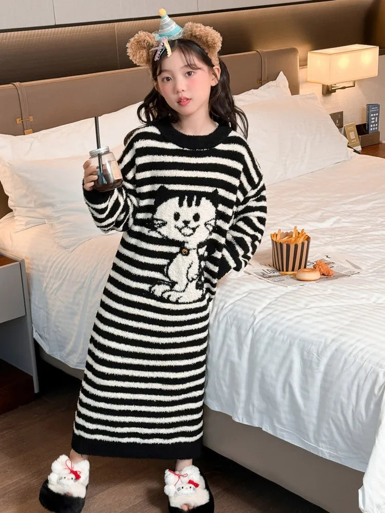 Girls Pajamas 2025 New Children's Nightgown Children's Autumn and Winter Loungewear