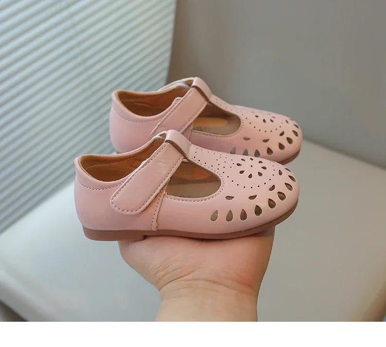 Baby Girls Dress Shoes for Wedding Party Cut-outs Hollow Soft Princess Breathable Kids Leather Flats T-strap 2025 Spring Summer