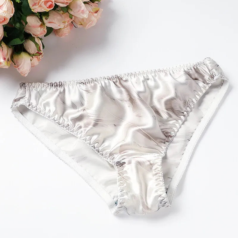 Silk Underwear Women's Large Size XXL e Breathable Antibacterial Low Waist Comfortable Innerwear Daily Use Cartoon Pat...