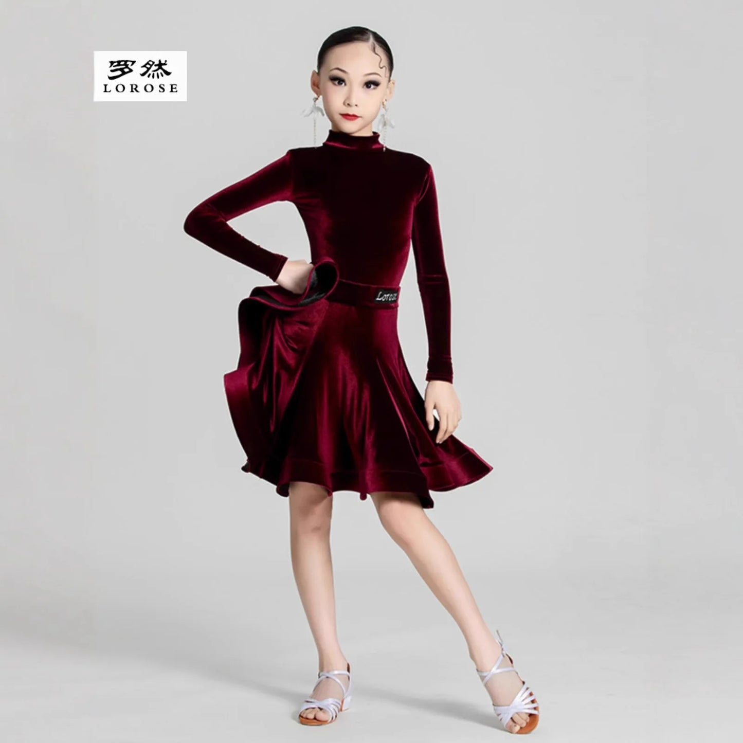 Girls' Latin Dance Dress Autumn/Winter Long Sleeve Professional Practice Dress Velvet Split Set Dance Performance Dress