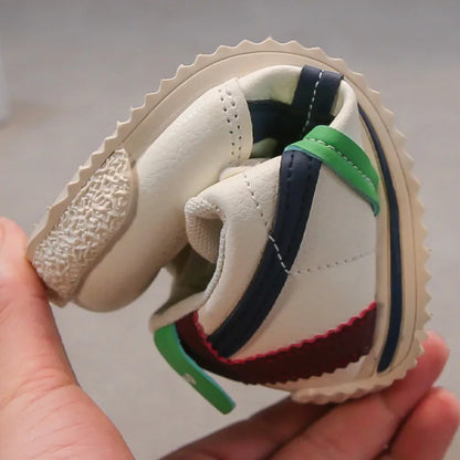 Boys' Shoes 2026 Spring Autumn New Soft Bottom Versatile Children's Sports Shoes Casual Board Shoes Girls' Moral Training Shoes