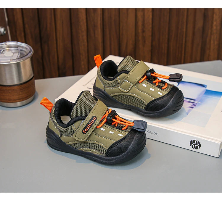 Baby Walking Shoes Handsome for Boys Sports Shoes Toes Capped Soft Bottom 2025 Autumn New Children Running Shoes Hook&loop