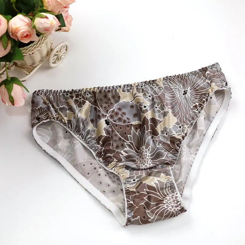 Silk Underwear Women's Large Size XXL e Breathable Antibacterial Low Waist Comfortable Innerwear Daily Use Cartoon Pat...