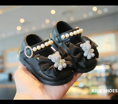 Baby Girls Walking Shoes with Big Bow Bear Children Princess Shoes Soft Sole Round Toe 2025 New Fashion Kids Flat Shoes Non-slip