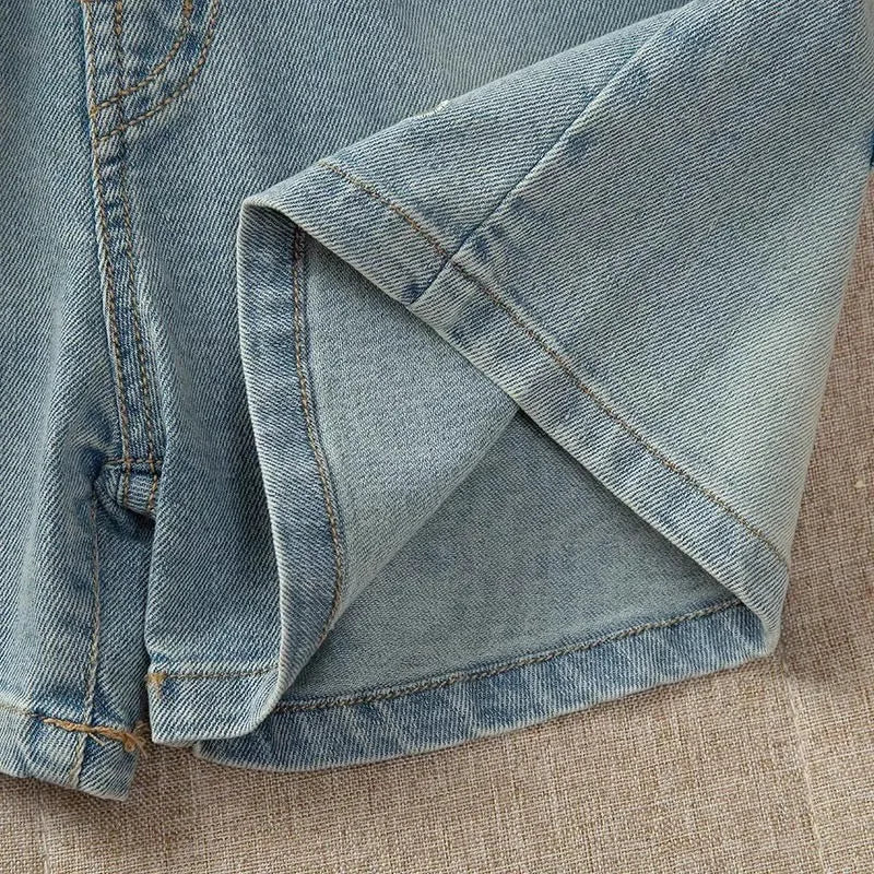Girls Denim Shorts 2025 Summer New Big Children Embroiderers Bow Short Jeans Teenager Casual Loose Pants Kids Fashion Clothing