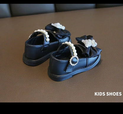Baby Girls Walking Shoes with Big Bow Bear Children Princess Shoes Soft Sole Round Toe 2025 New Fashion Kids Flat Shoes Non-slip