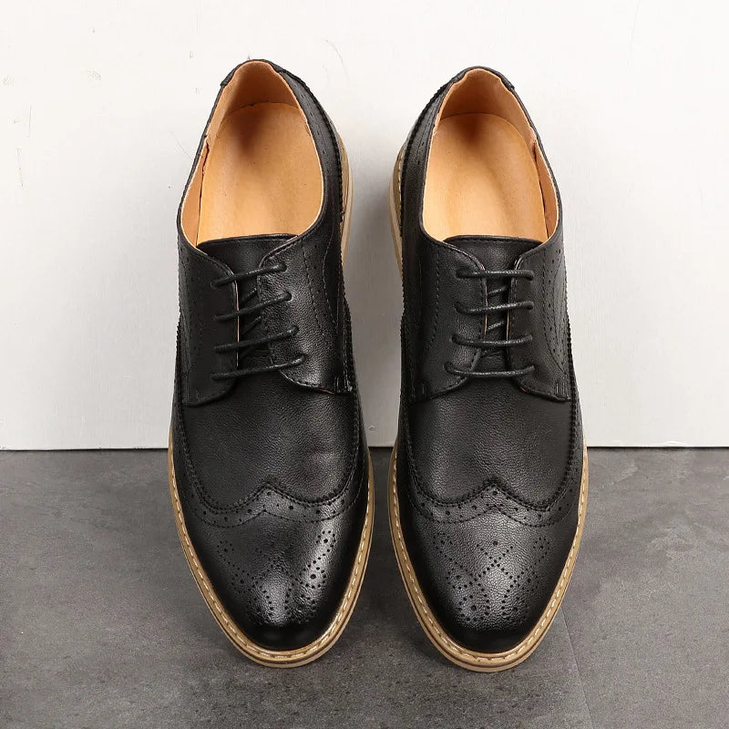 Mens Comfortable Dress Shoes New Leather Brogue Mens Flats Casual British Style Men Oxfords Fashion Formal Shoes Wedding Shoes