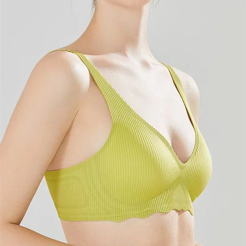 Cool Underwear for Women with Thin Cup Without Marks and Breathable Beauty Back Gathering One-piece Deep V Soft Support Bra