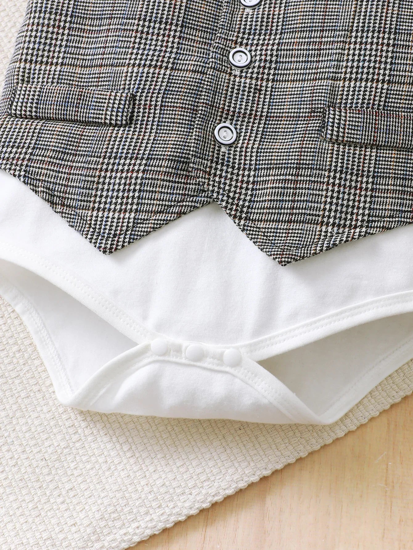 2025 Baby Boys' Gentleman Clothes Set Bow Tie Plaid Romper+Plaid Shorts 2PCS Summer Outfits Infant Birthday Party for 0-3Years