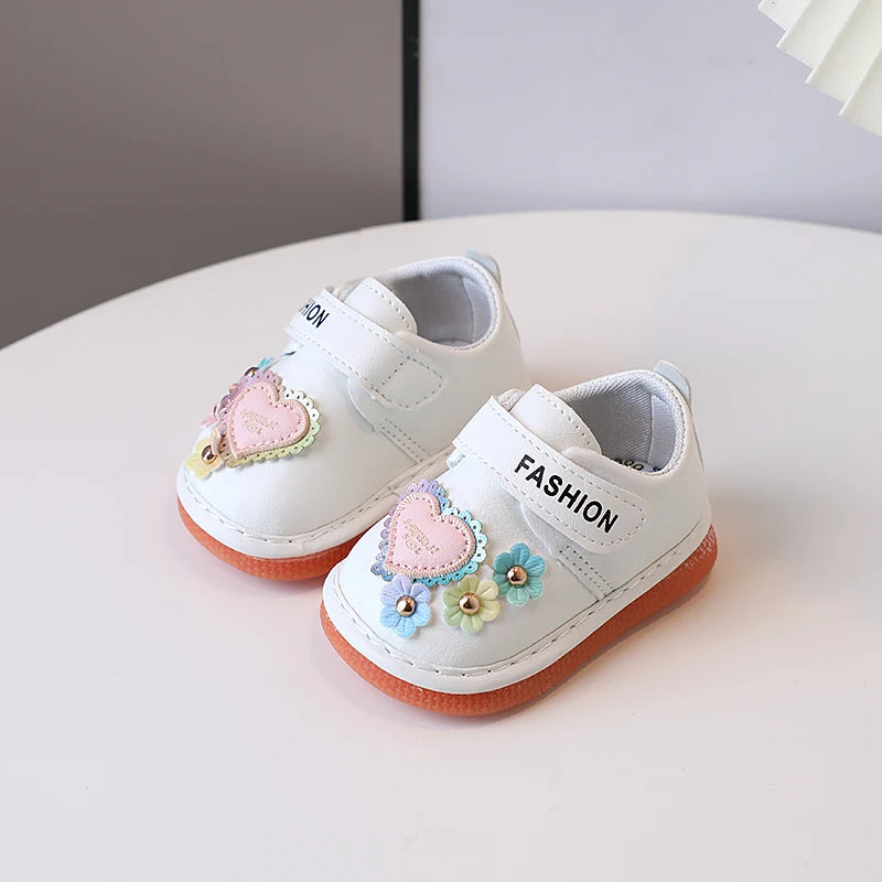 Baby Girls Walking Shoes Cute Flowers Kids Flat Shoes Round Toes 2025 Spring Autumn Girls Princess Casual Shoes Soft Non-slip