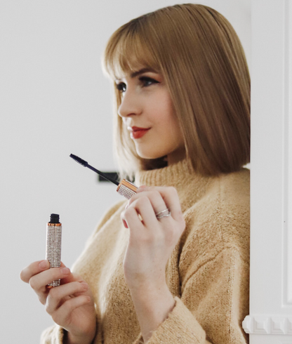 Mega Volume Vegan Mascara – Smudge-Proof with Handmade Diamond Case