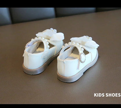 Baby Girls Walking Shoes with Big Bow Bear Children Princess Shoes Soft Sole Round Toe 2025 New Fashion Kids Flat Shoes Non-slip