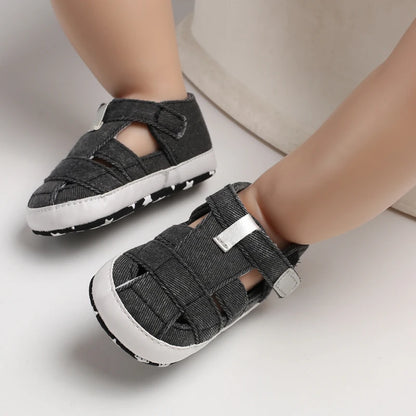 Newborn Boys And Girls Baby Shoes Fashion Canvas Soft Soles First Walking Shoes Breathable Sandals Popular Summer Beach Shoes