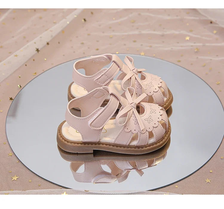Baby Girls Beach Shoes Soft Sole for Kids Sandals T-strap Versatile 2025 Summer New Baby Walking Shoes Non-slip Sweet Size 15-26