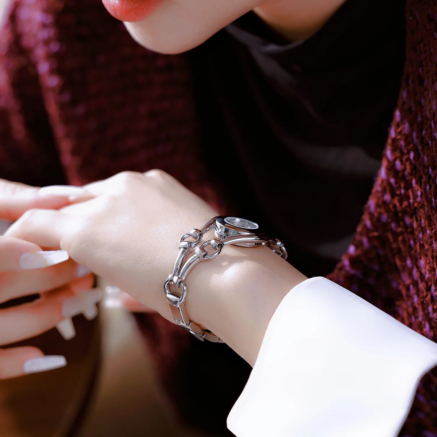 Fashion Luxury Watches For Woman 2025 New Luxury Golden Vintage Women's Wristwatches Ladies Dress Quartz Clock Relogio Feminino