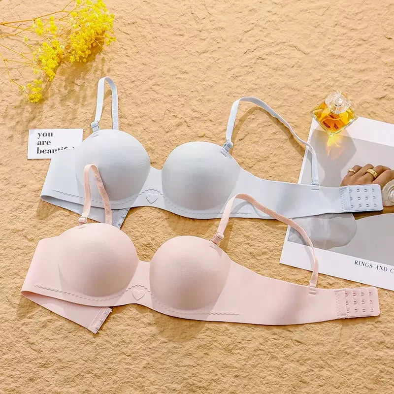 New One-piece Traceless Underwear for Girls with Small Breasts That Look Big and Gather To Prevent Sagging Bra for Women