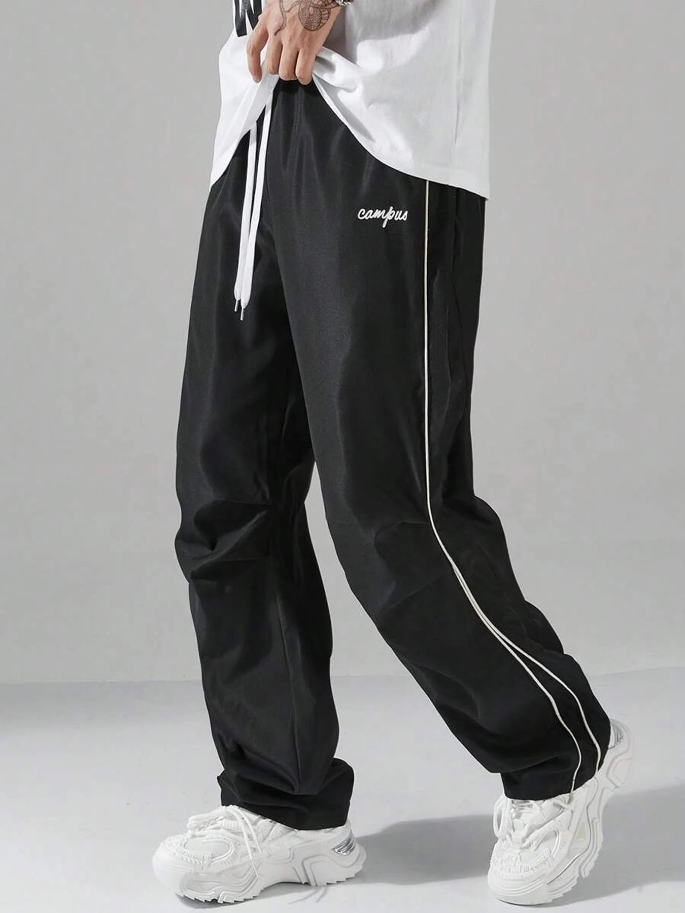Boys' pants, boys' casual pants, can be worn in all seasons, suitable for boys aged 7-14, and go out for leisure jogging.