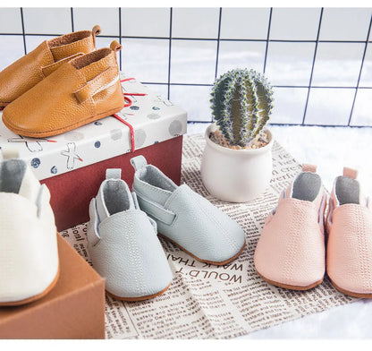 Baby Shoes Toddler Girls Boys Casual Leather Shoes Winter Furry Boot Newborn Infant Barefoot Shoes Sapatato Loafers Items Stuff
