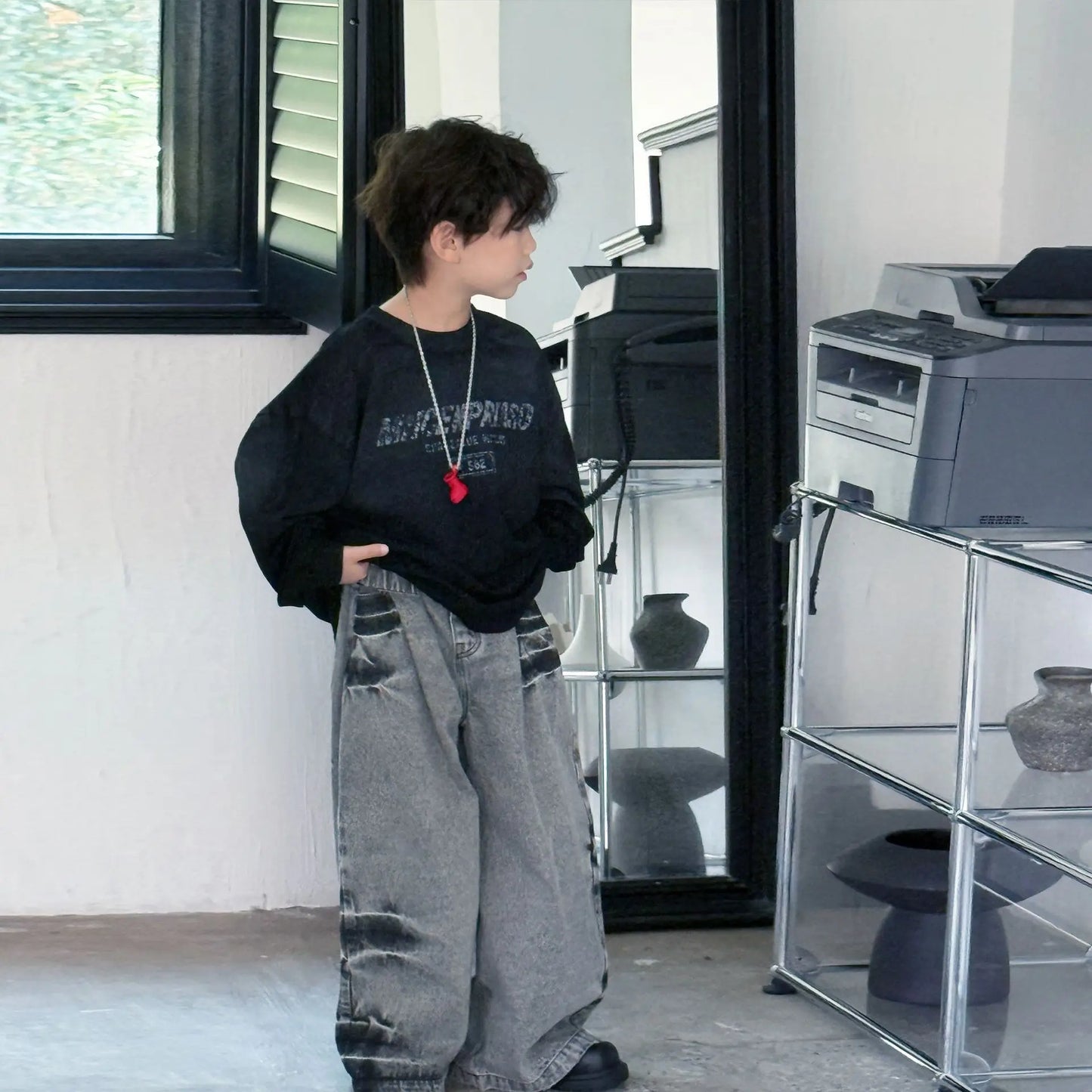 Boys Jeans Autumn 2025 New Fashionable Loose-fit Long Pants for Kids Soft Denim Trousers Boys Wide-leg Jeans Spring Fall