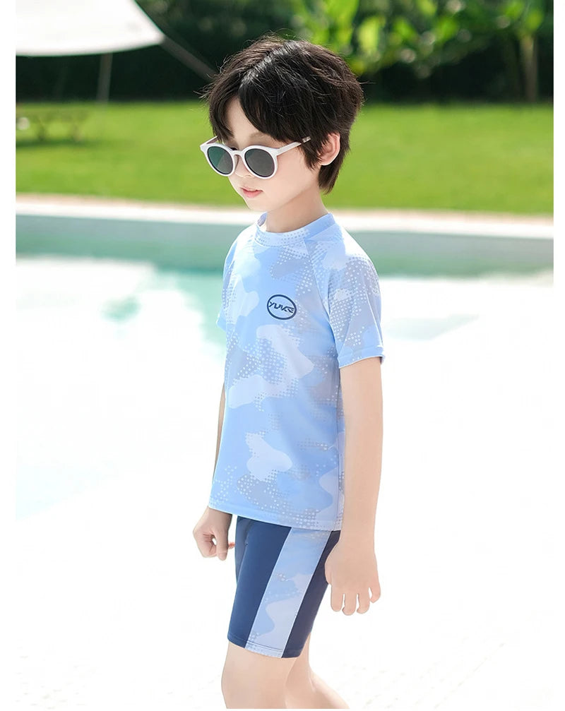Boys Swimwear Two Piece Swimsuit Set Short Sleeve Rash Guard Top with Swim Trunks Kids Bathing Suit for Beach and Pool Swimming