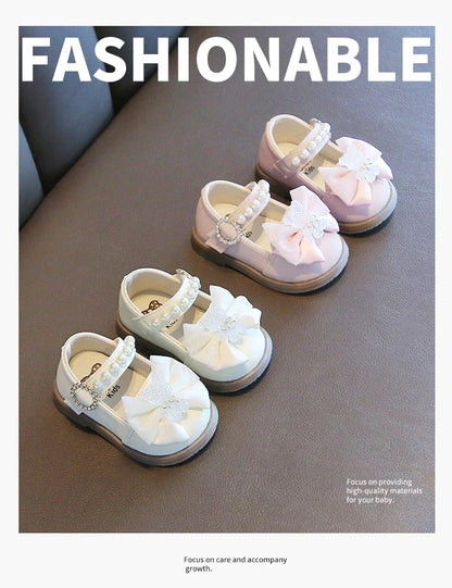 Baby Girls Walking Shoes with Big Bow Bear Children Princess Shoes Soft Sole Round Toe 2025 New Fashion Kids Flat Shoes Non-slip