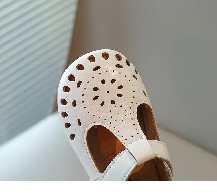Baby Girls Dress Shoes for Wedding Party Cut-outs Hollow Soft Princess Breathable Kids Leather Flats T-strap 2025 Spring Summer