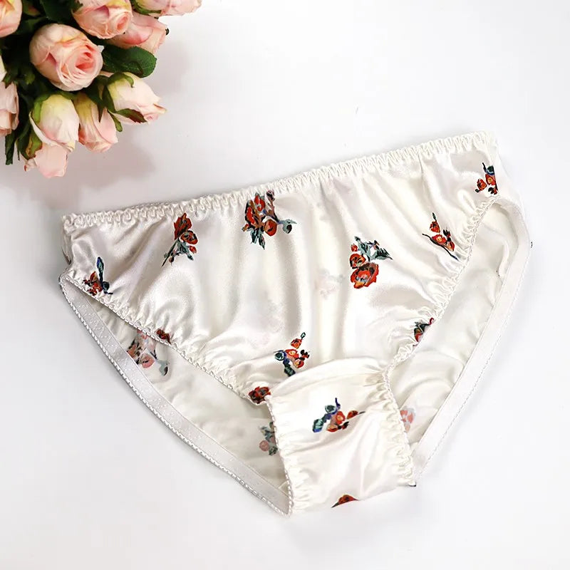Silk Underwear Women's Large Size XXL e Breathable Antibacterial Low Waist Comfortable Innerwear Daily Use Cartoon Pat...