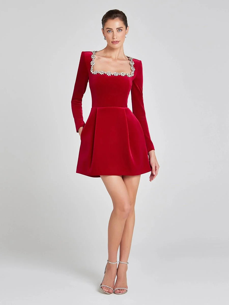 Aila Dress: Festive Holiday Style