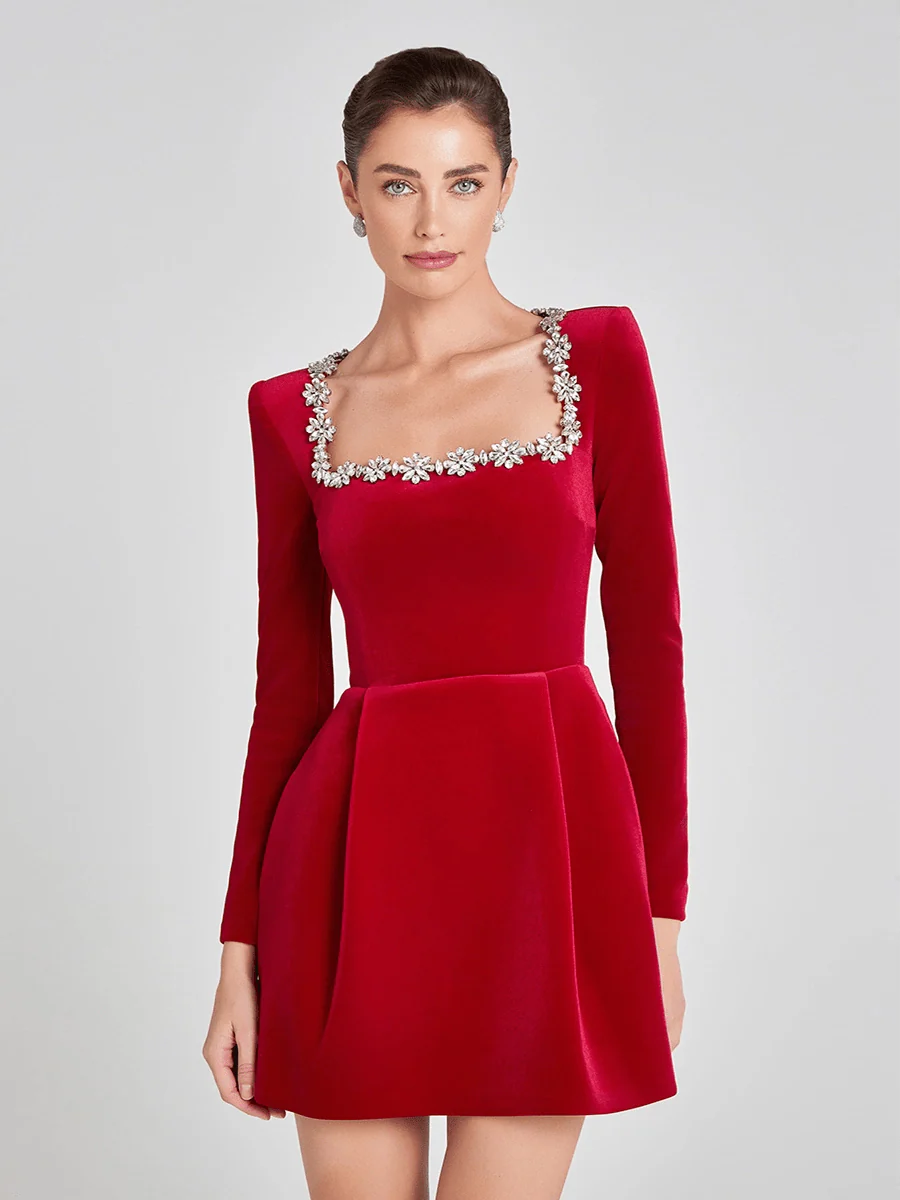 Aila Dress: Festive Holiday Style