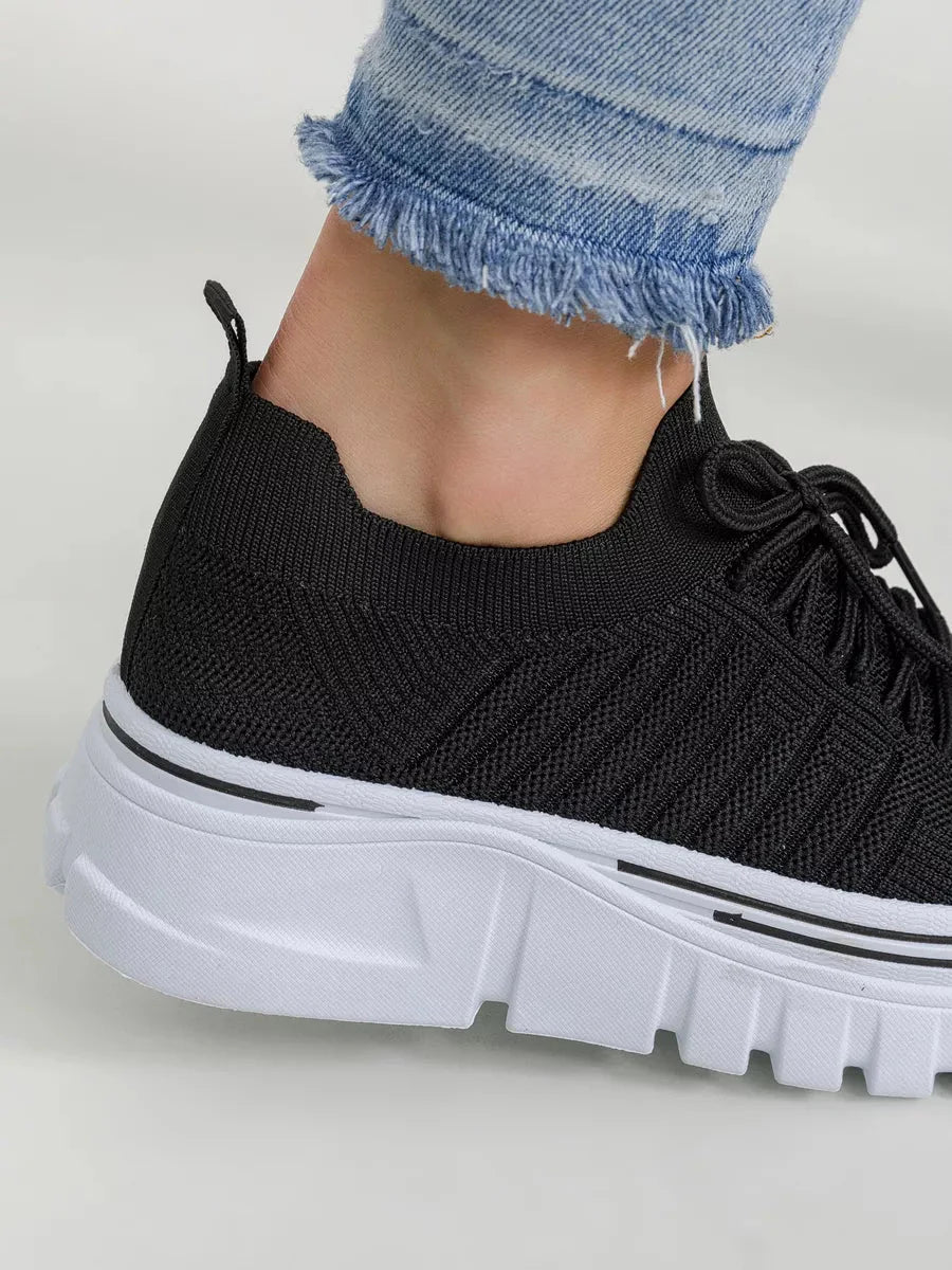 Caroline Sneakers: Stylish Comfort for Every Step