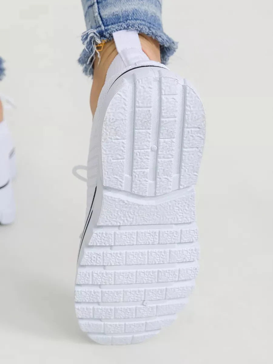Caroline Sneakers: Stylish Comfort for Every Step