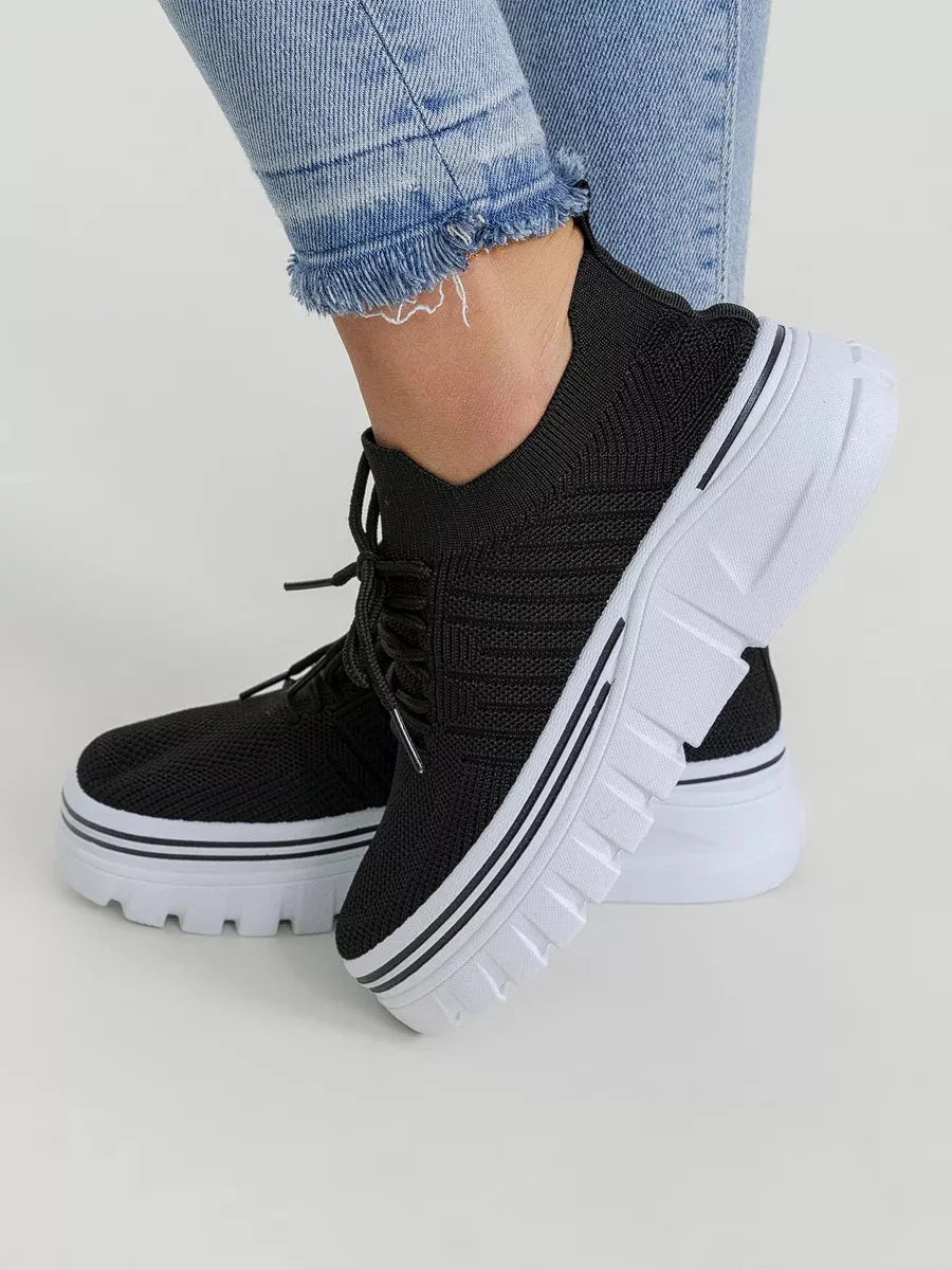 Caroline Sneakers: Stylish Comfort for Every Step