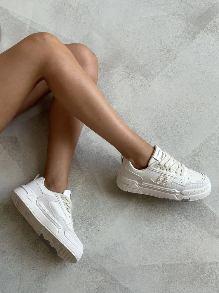 Emma Sneakers: Stylish Comfort for Every Step