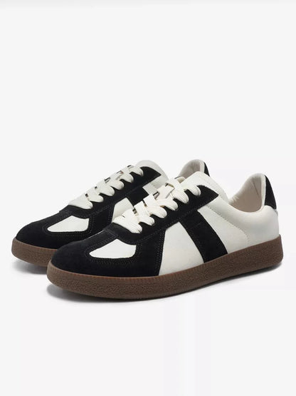 Gloria Sneakers: Stylish Comfort for Any Adventure