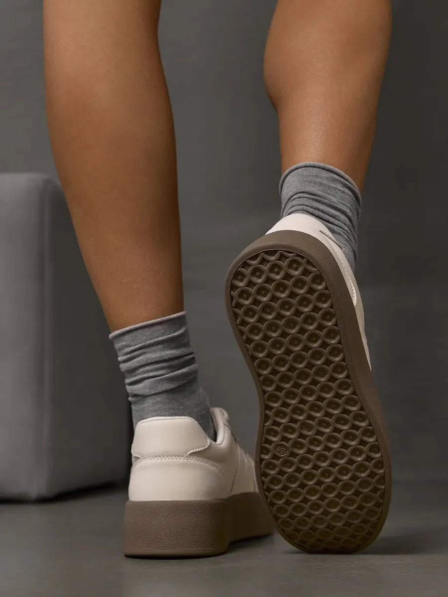 Kathleen Sneakers: Stylish Comfort for Every Step