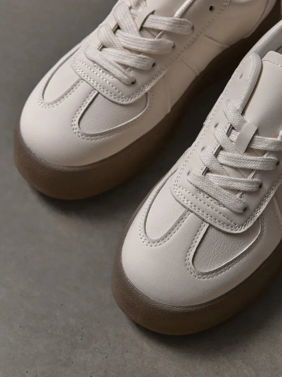 Kathleen Sneakers: Stylish Comfort for Every Step