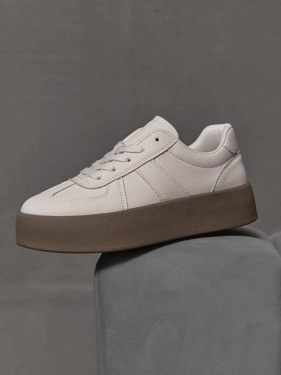 Kathleen Sneakers: Stylish Comfort for Every Step