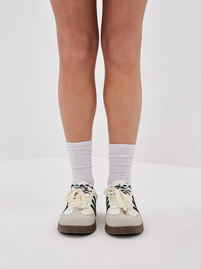 Lillian Timeless Chic Sneakers