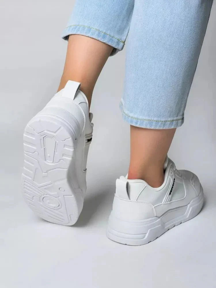 Verselia Sneakers: Boost Your Style Game