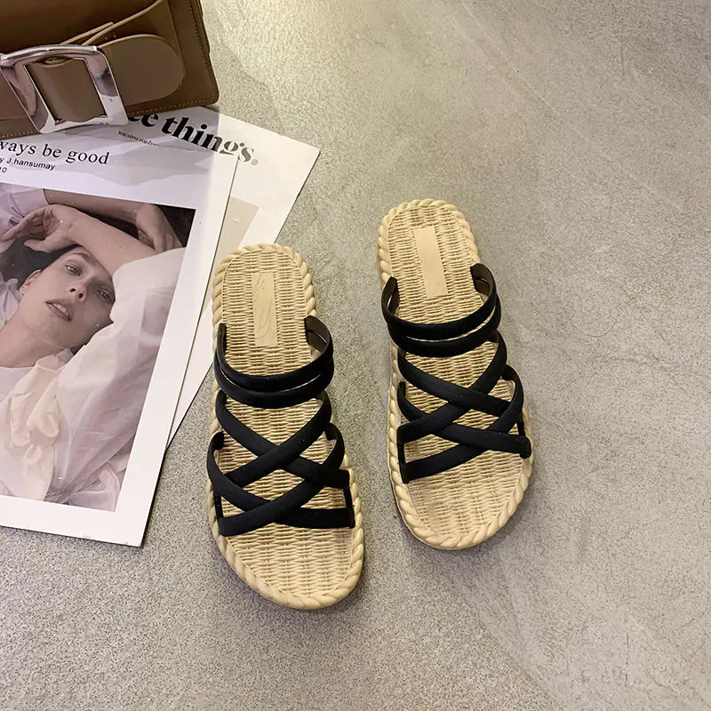 New Style Women's Summer Flat Sandals with Thick Sole