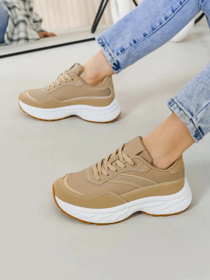 Beatrix Sneakers: Stylish and Comfy Go-To Kicks